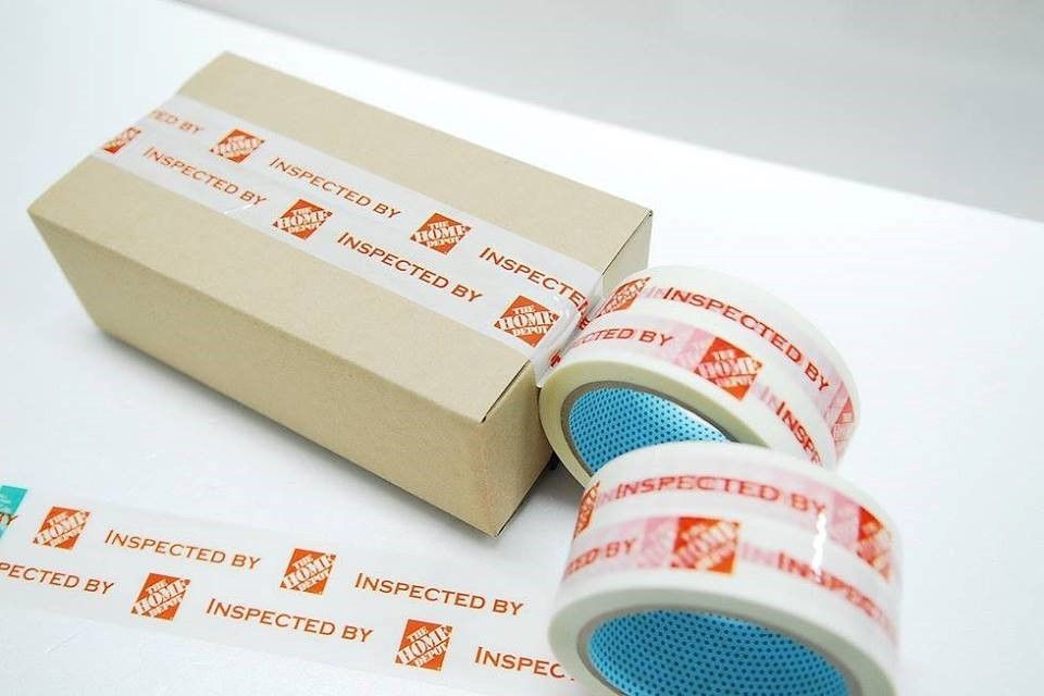 Bảo vệ hàng hóa bằng băng keo niêm phong